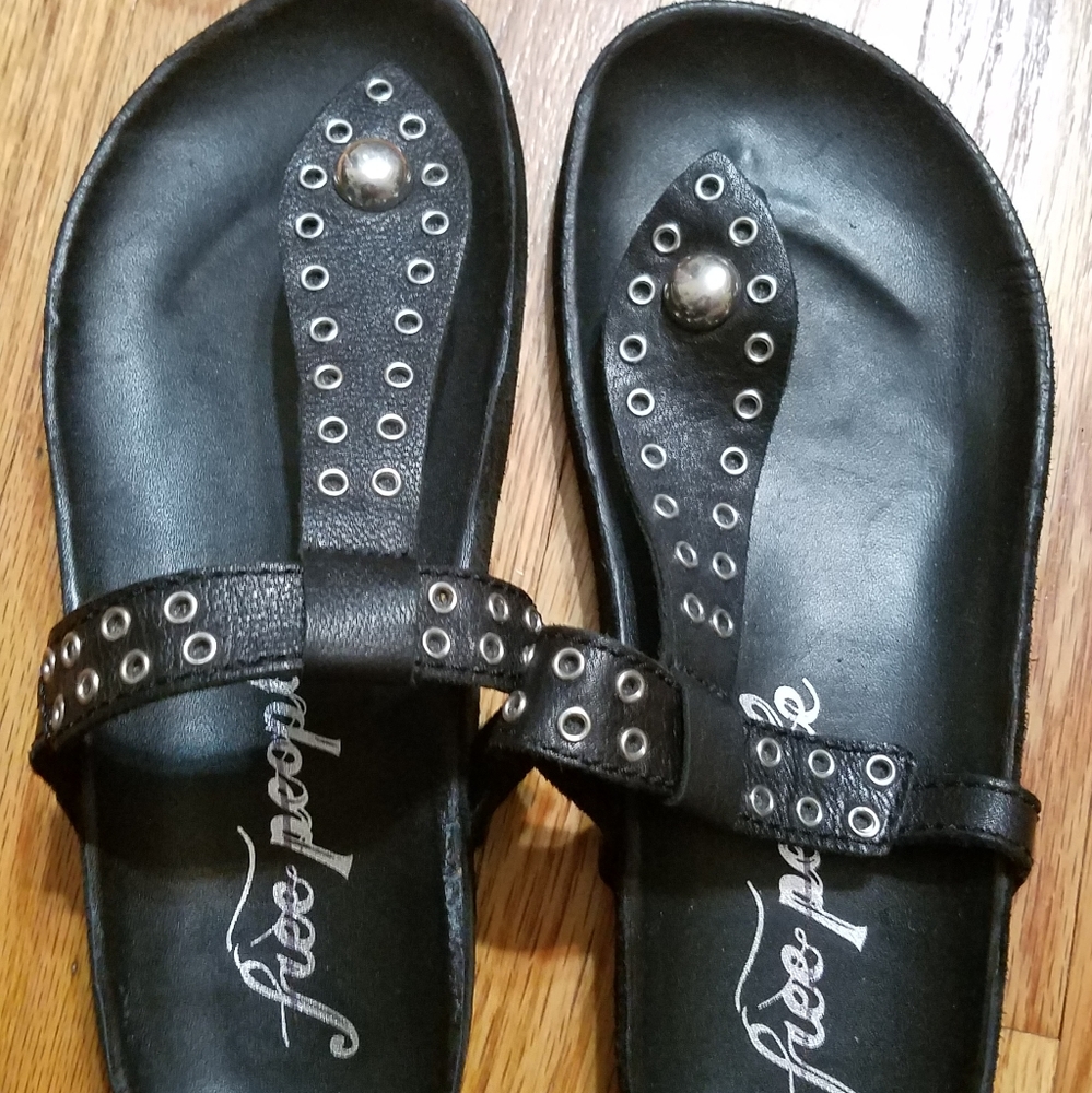 FREE PEOPLE Slip On Sandles Summer Nights Grommet - Picture 2 of 6